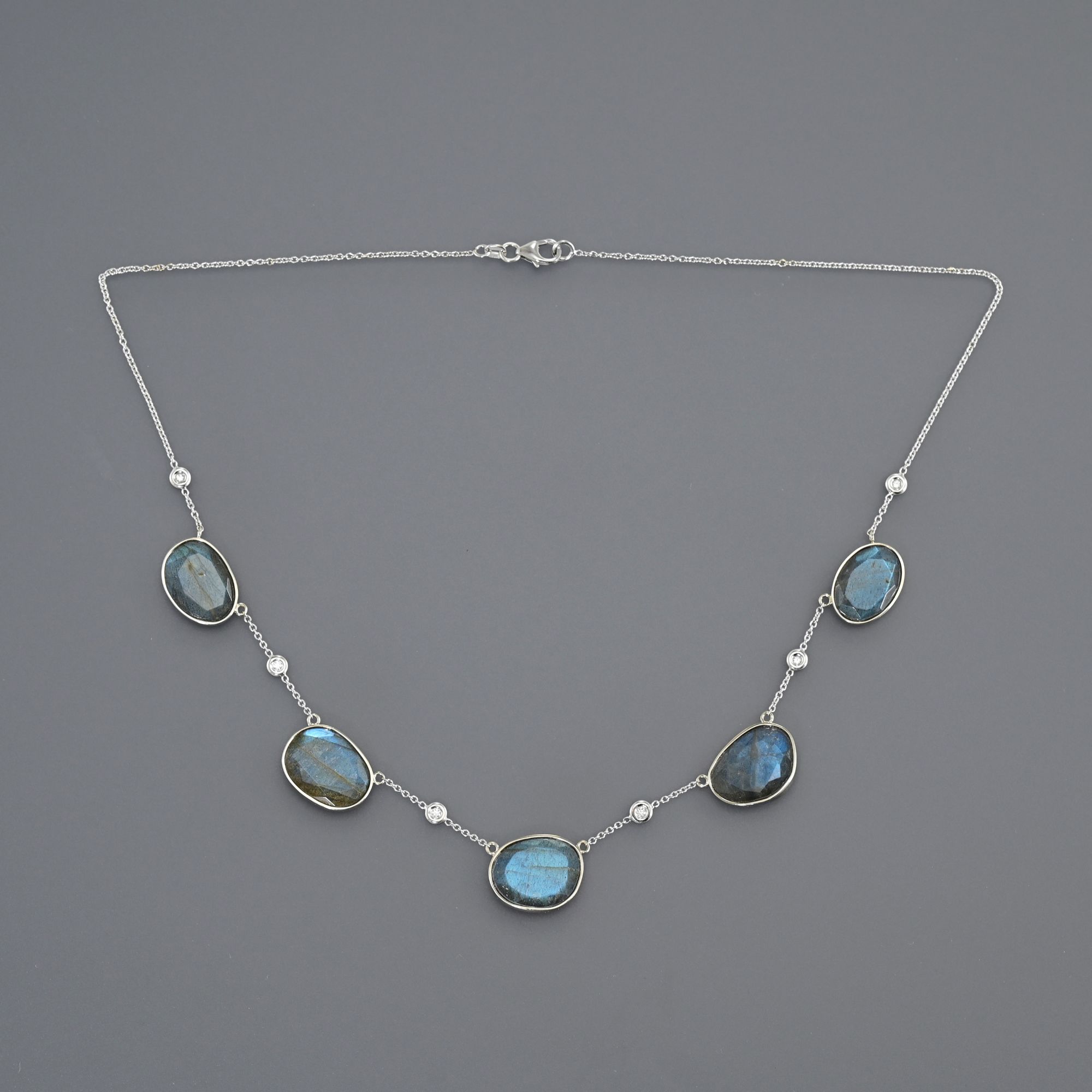 18k white gold chain necklace with Labradorite and floating Diamonds